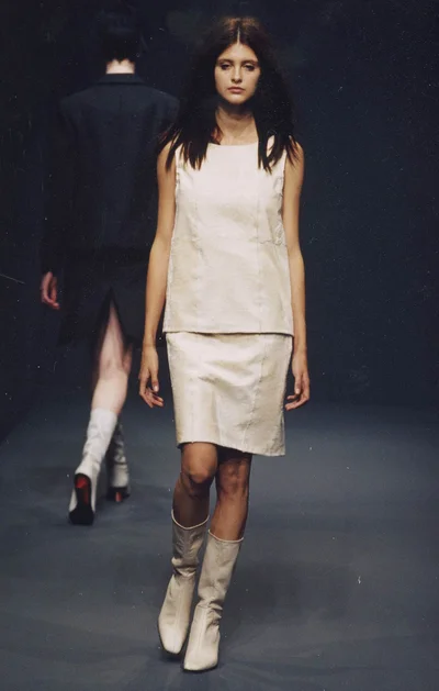 Look 3